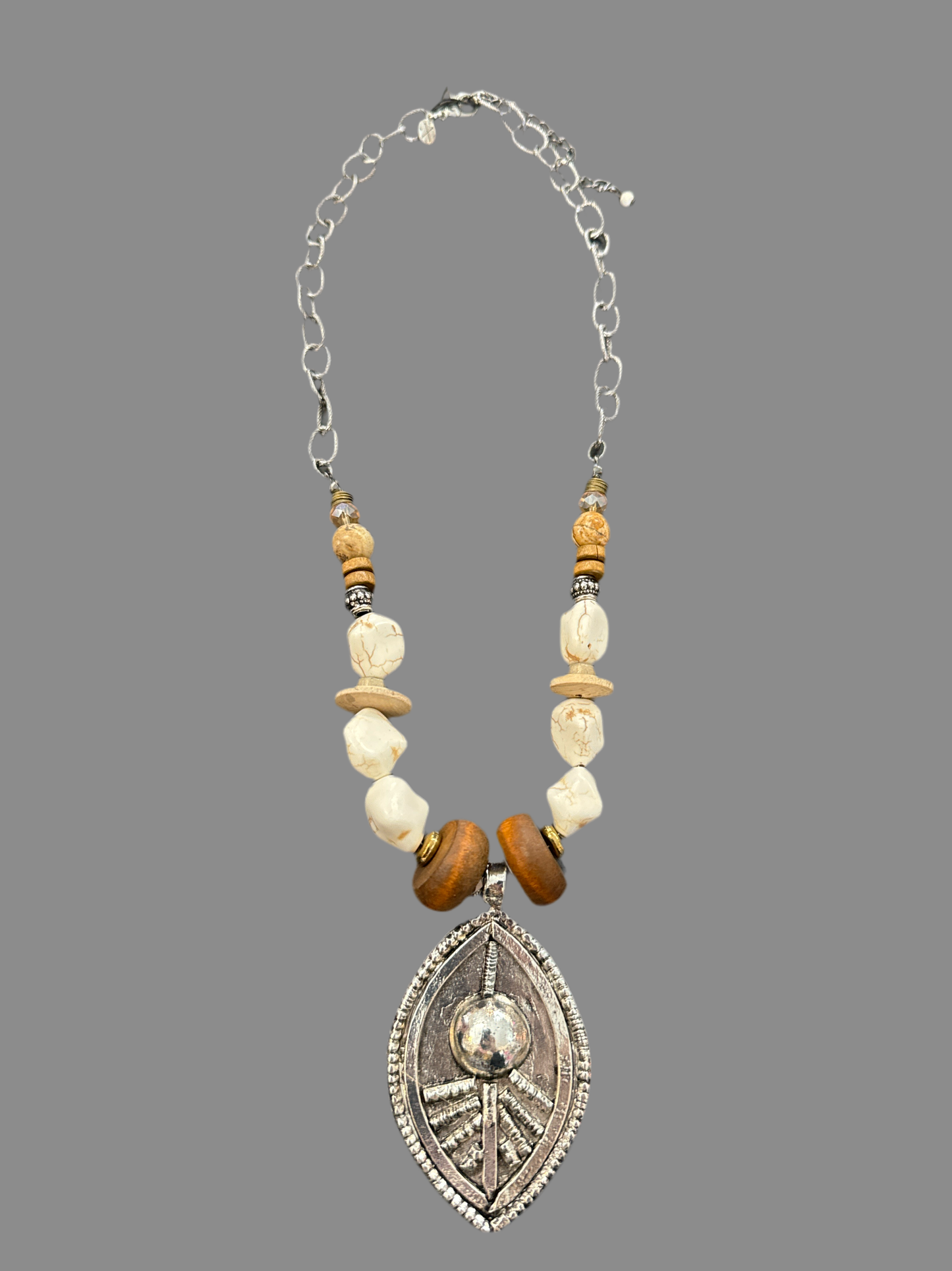 Short Beaded w/Tribe Pendant DR177