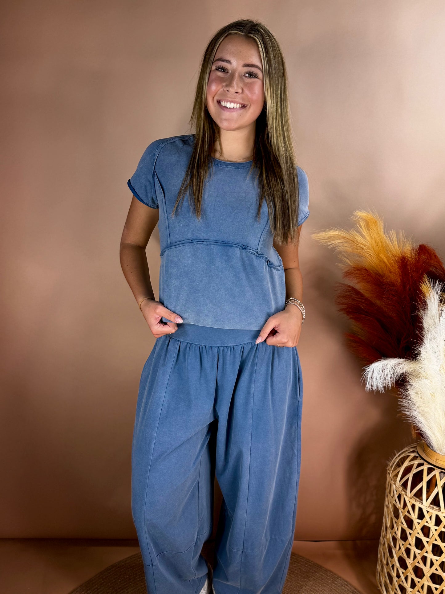 Gigi's Crop T w/Pants Set
