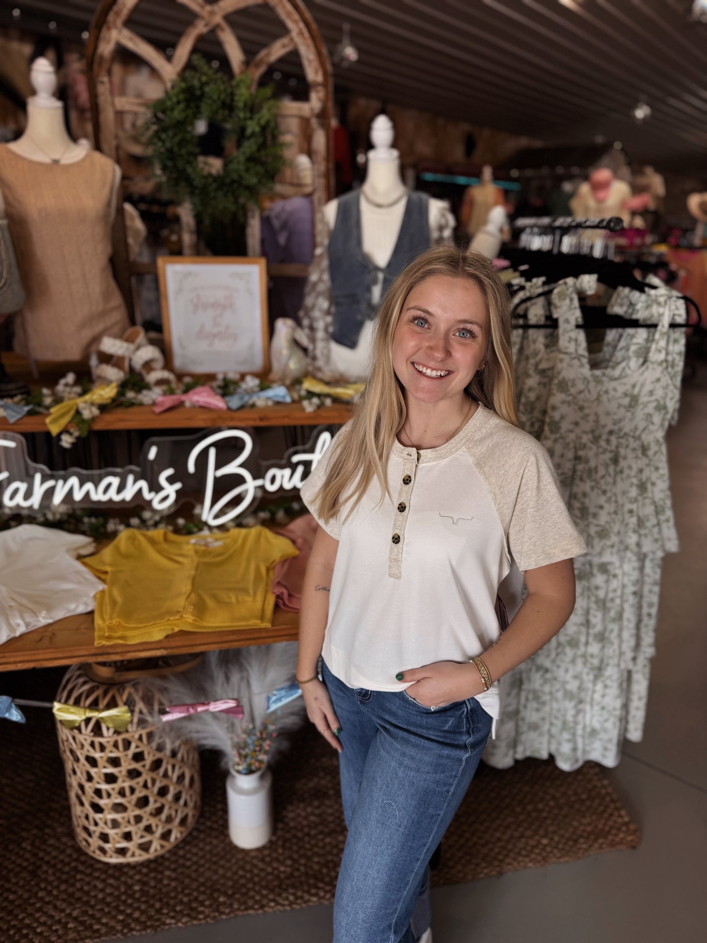 Hellena Cropped Henley