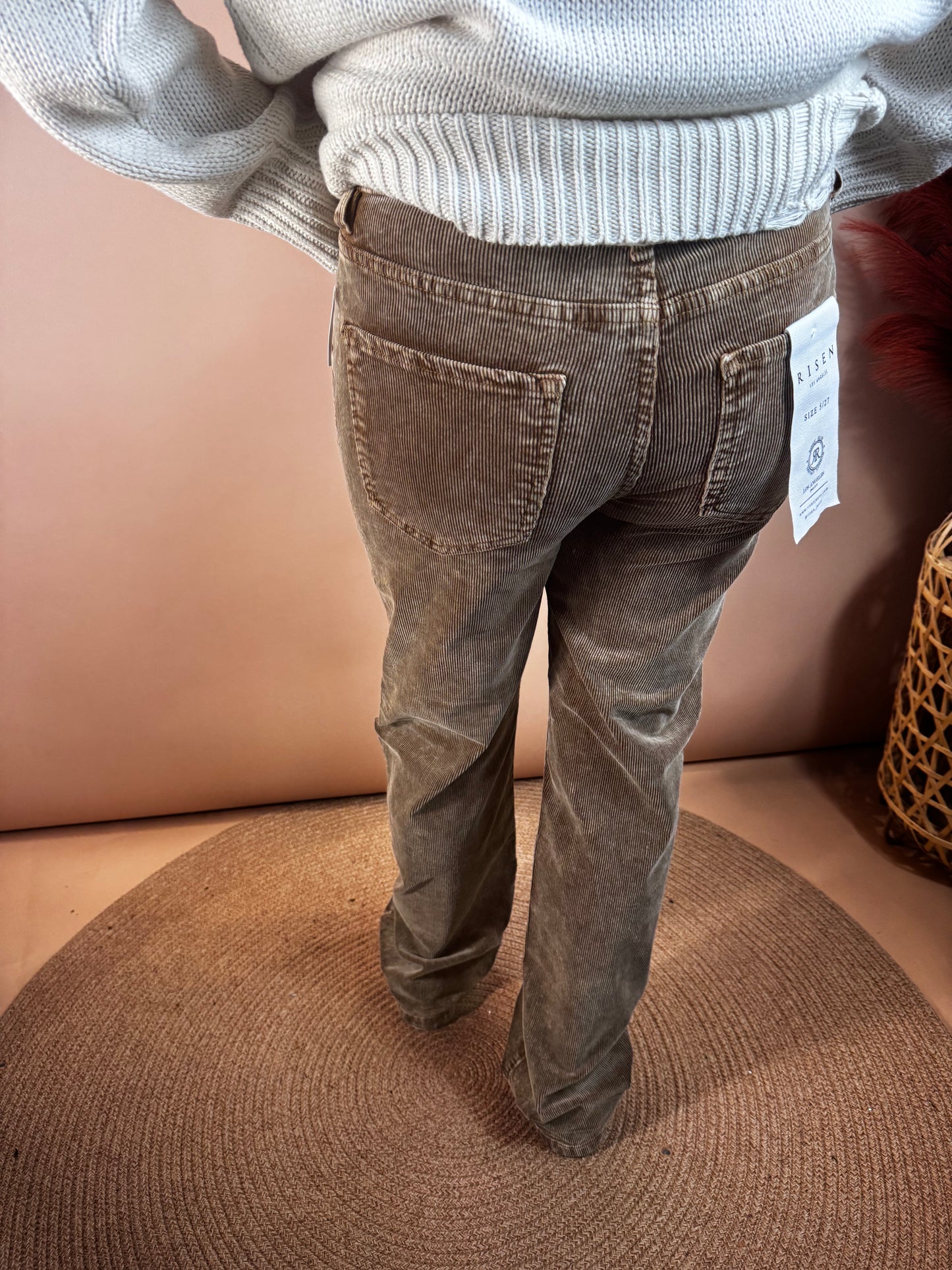TC Mid Rise Corduory Pants