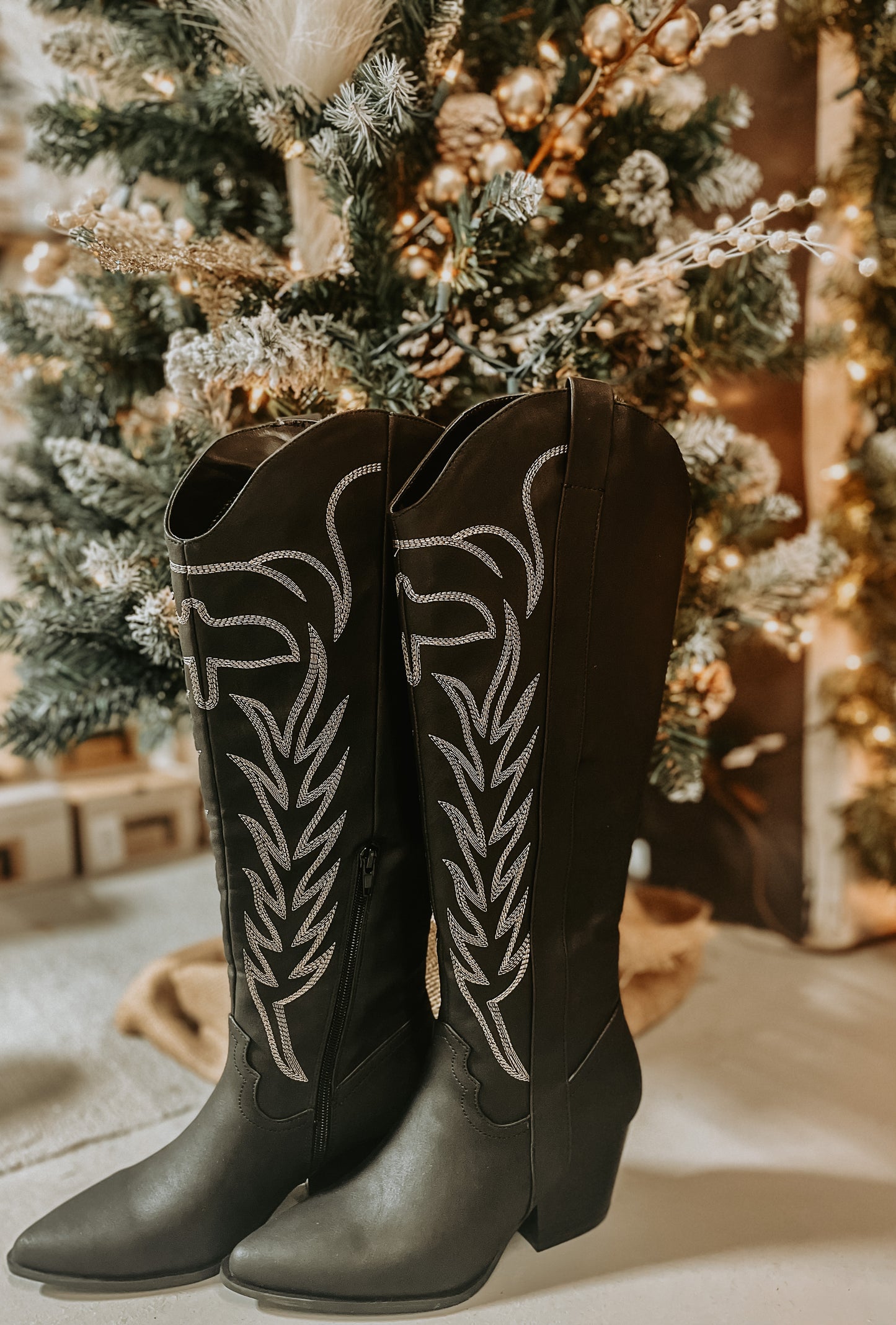 Show Stopper Cowgirl Boots