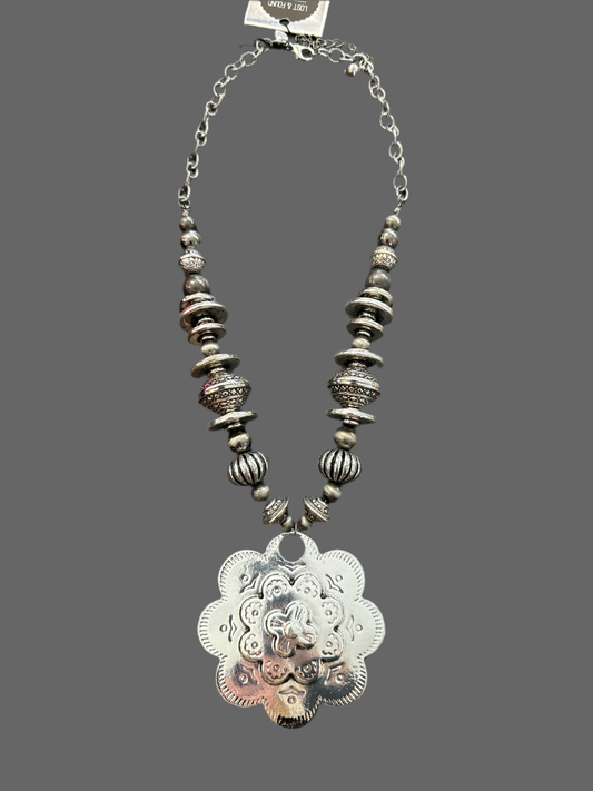 Flower Pendant Necklace NV267