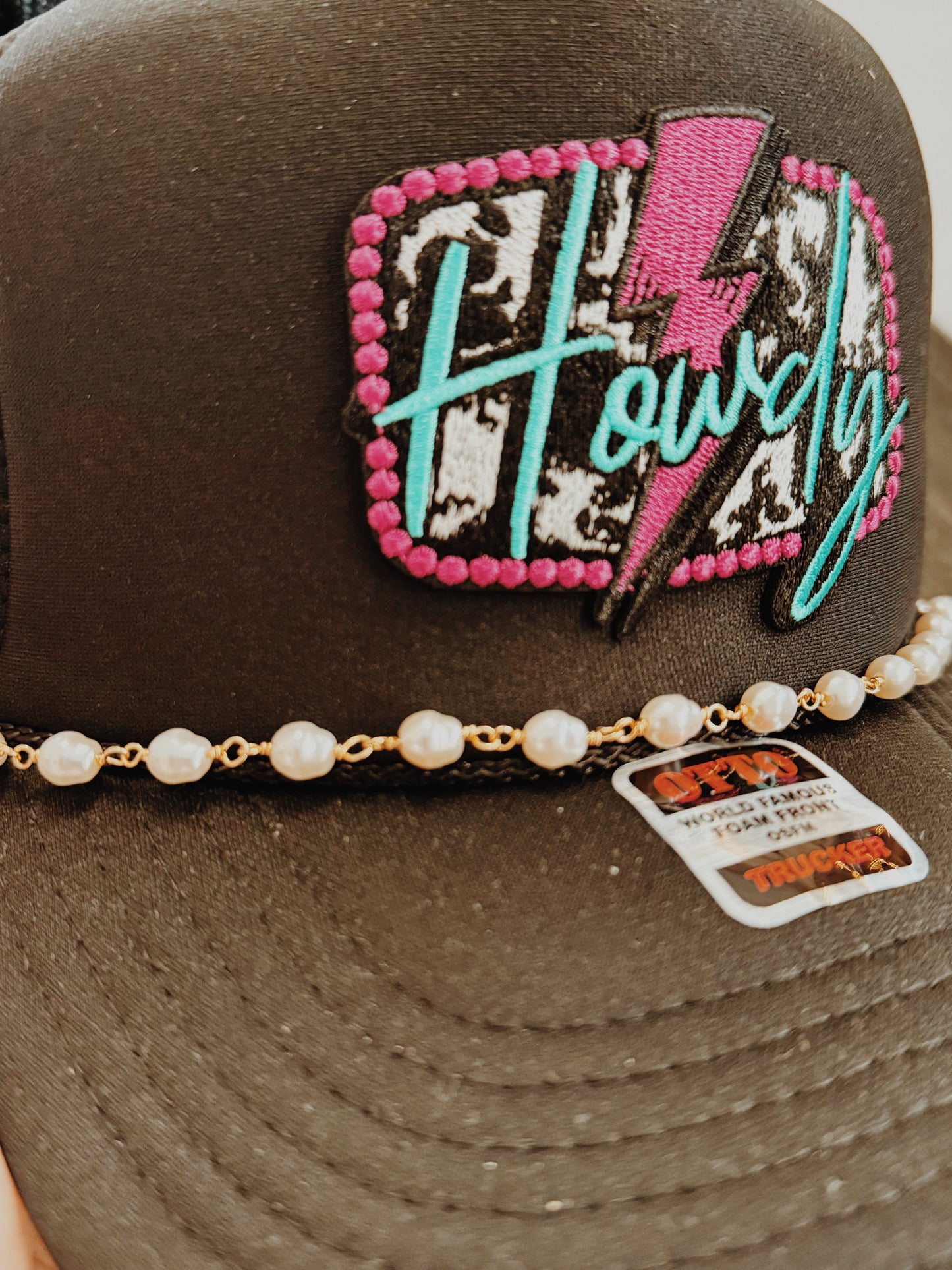 Pearl Gold Hat Chain